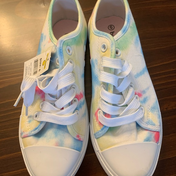 Tie dye sneakers - Picture 2 of 3